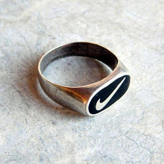 The Nike Ring is a  Stunning Piece of  Jewelry - Spero London