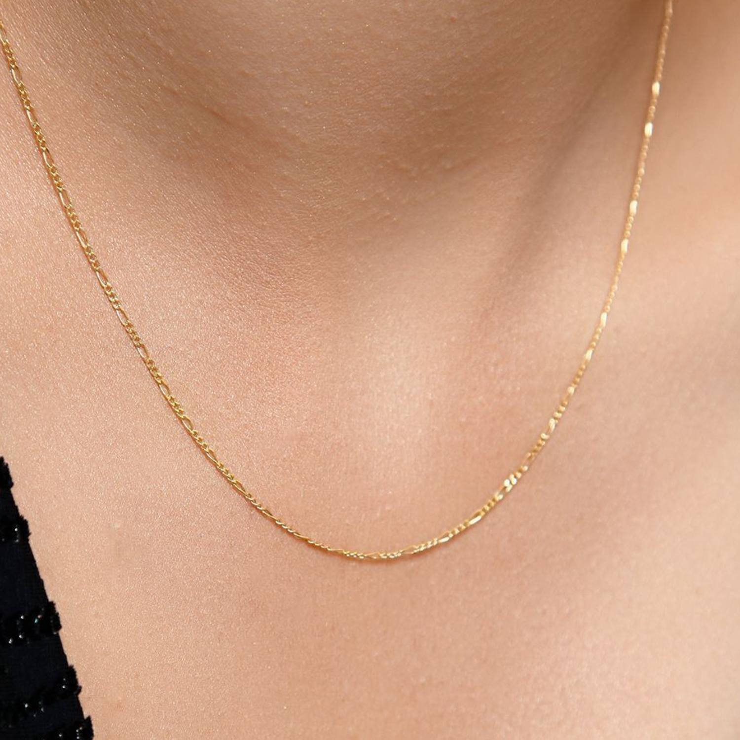 9ct Solid Gold Italian Fine Figaro Chain Necklace