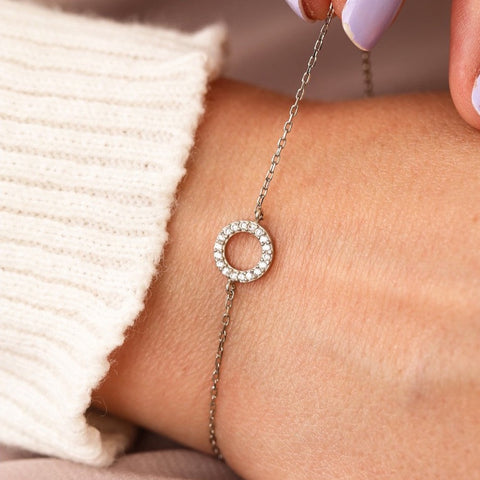 Circle Bracelet and Stud Set in Sterling Silver